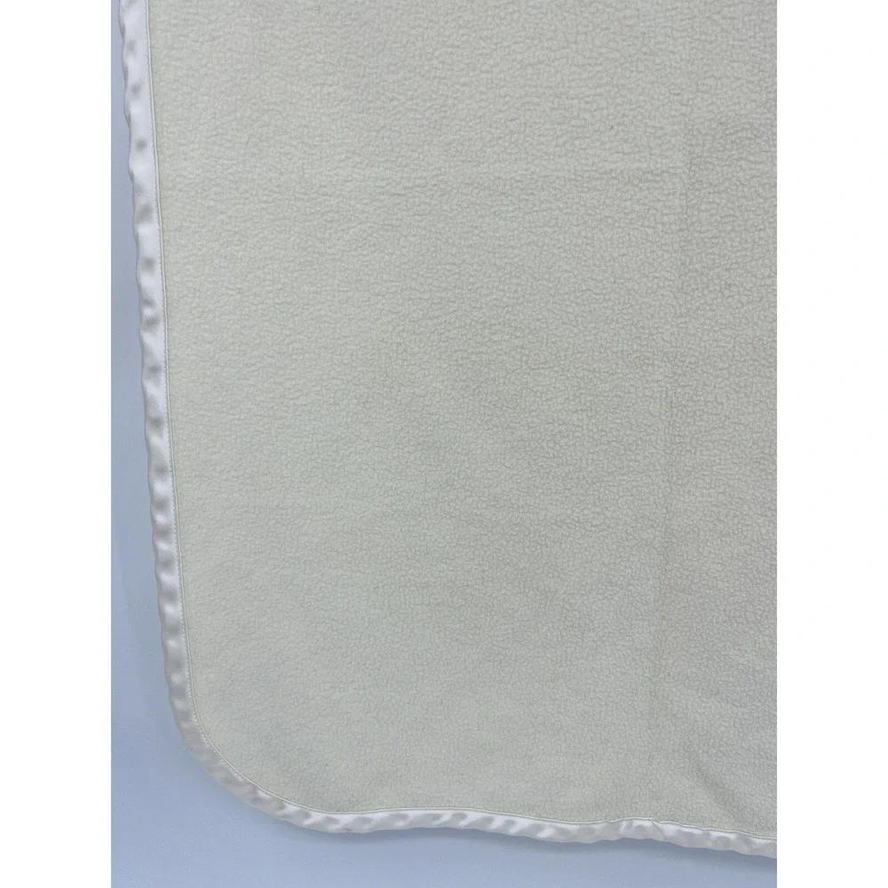 Vintage Woolrich BabyRich Satin Trim Fleece Baby Blanket Noah's Ark